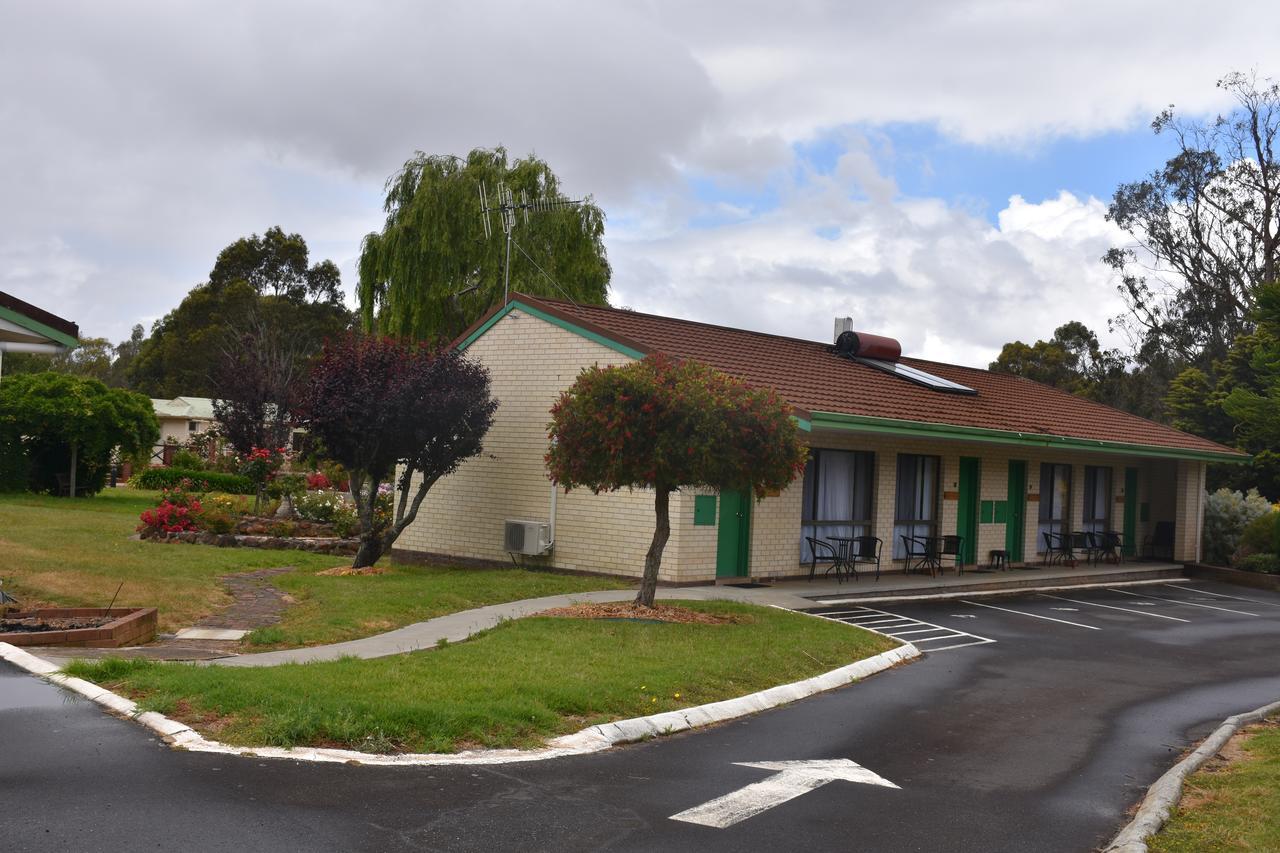 Mount Barker Valley Views Motel & Chalets, Western Australia Εξωτερικό φωτογραφία