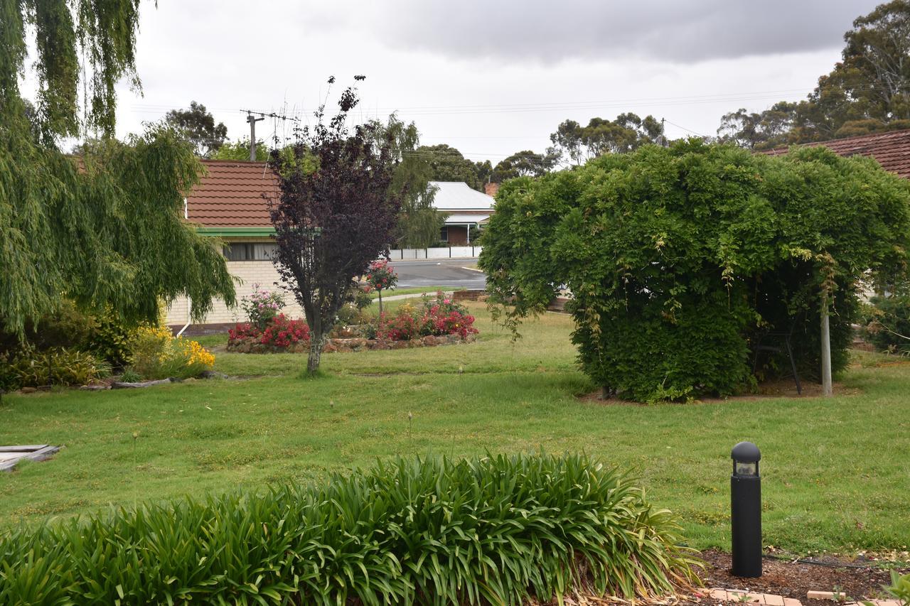 Mount Barker Valley Views Motel & Chalets, Western Australia Εξωτερικό φωτογραφία