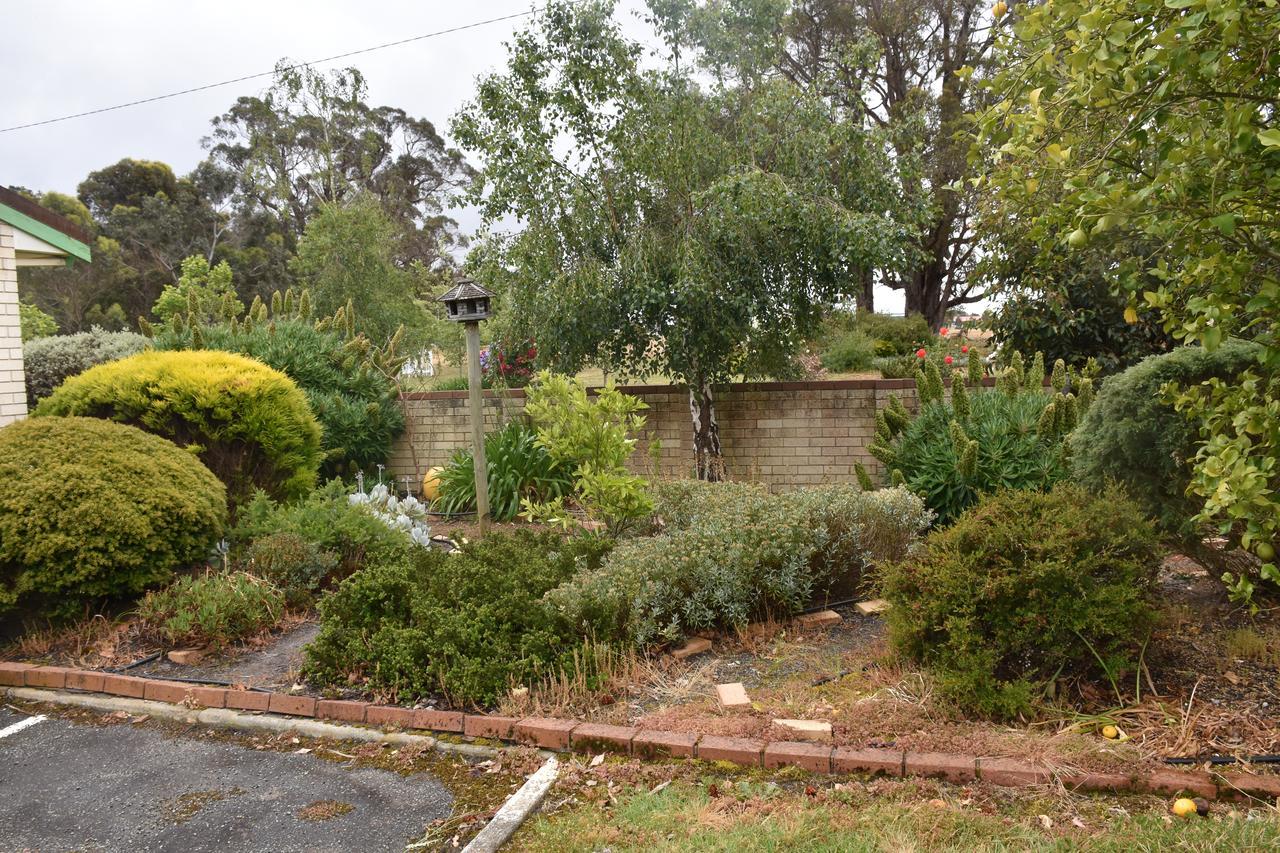 Mount Barker Valley Views Motel & Chalets, Western Australia Εξωτερικό φωτογραφία
