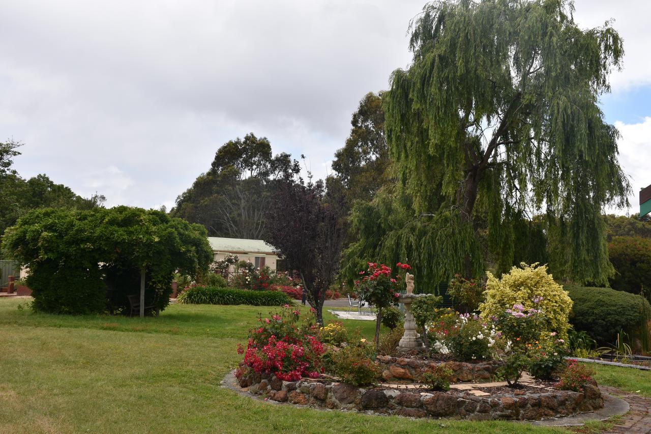 Mount Barker Valley Views Motel & Chalets, Western Australia Εξωτερικό φωτογραφία