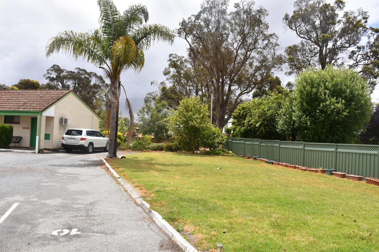 Mount Barker Valley Views Motel & Chalets, Western Australia Εξωτερικό φωτογραφία